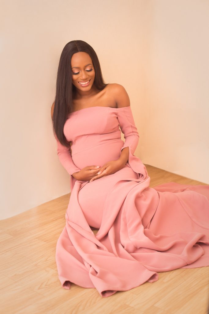 Glowing pregnant mama photographed at Milton Keynes Studio